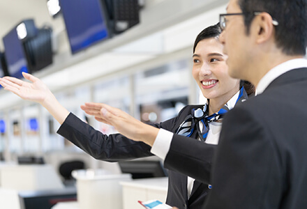 空港、商業施設